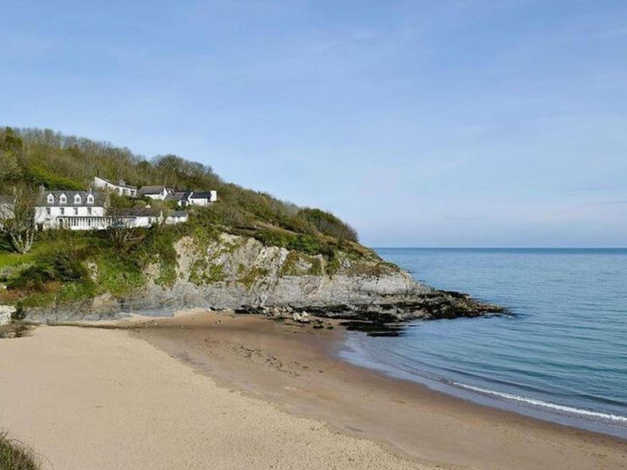 Secluded Holiday Home In Ceredigion With Garden Pennant  Bagian luar foto