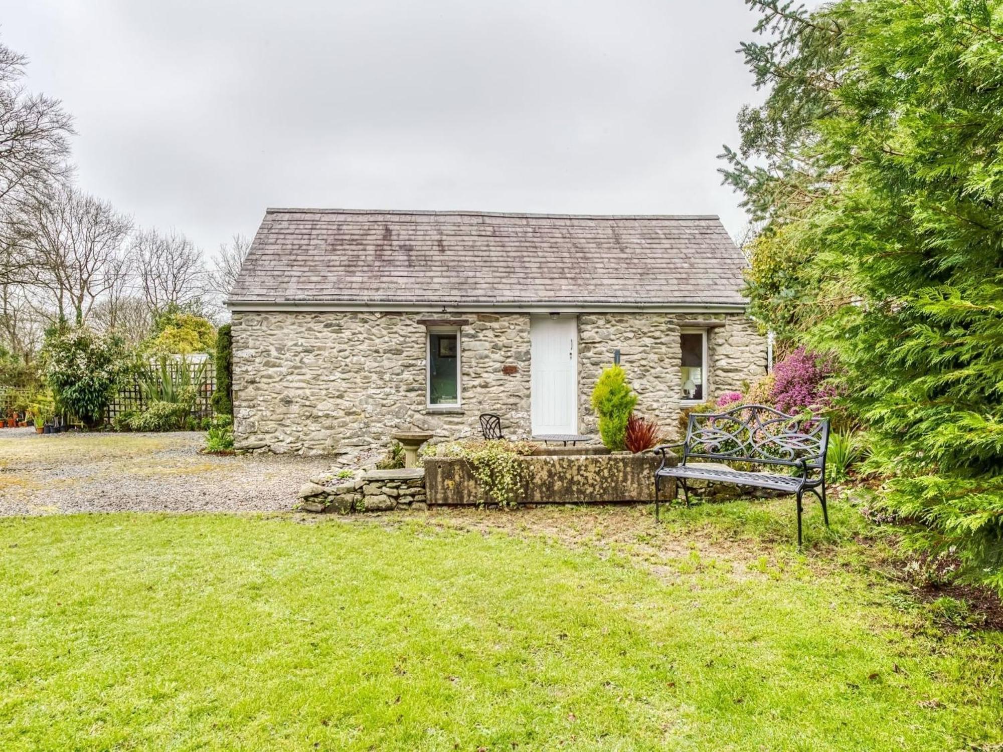 Secluded Holiday Home In Ceredigion With Garden Pennant  Bagian luar foto